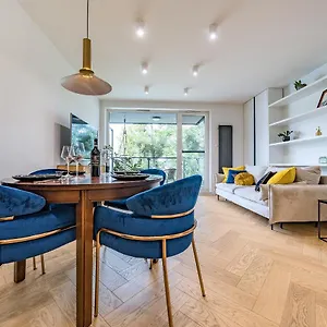 Apartment Hello Chmielna With Private Parking And Balcony *