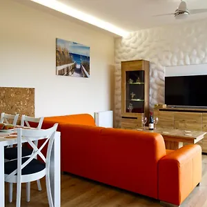 Apartament Kremowy Nad Morzem