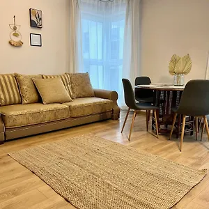 Oldtown Retro By Marina With Balcony For 6 People Apartment *