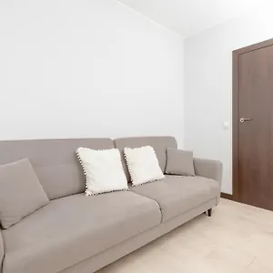 Spacious And Cozy Two Bedrooms By Rent Like