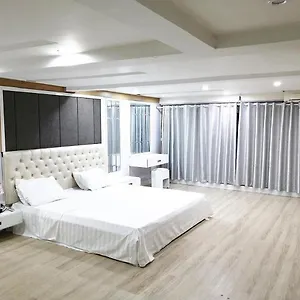 Pina Boutique Dong Khe Sau