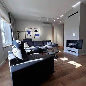 Apartment Grand - Old Town & Center *