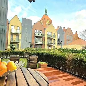 Apartment Neptun Old Town By Triapart