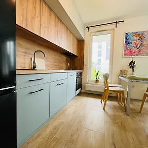 Bythesea Apartment