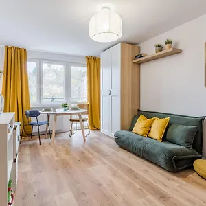 Stary Skarpowa 1 Apartment *