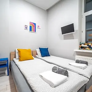 Mieszkanie Centrum Gorka 8 Homestay *