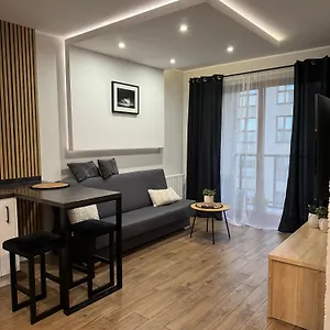 Mailo Apartament & Parking *
