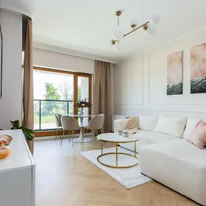 Motlava Bliss - Gym, Sauna & Parking *