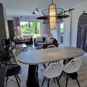 Apartment Orania 60m2 Z Ogrodem, Tarasem, Grillem
