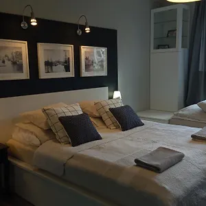 Lugger Apartment