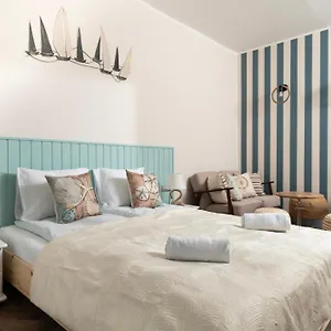 Two Bedroom 3city With Balcony In By Renters Gdansk