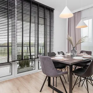 Bright & Modern With Parking Near Arena By Renters Apartment Gdansk