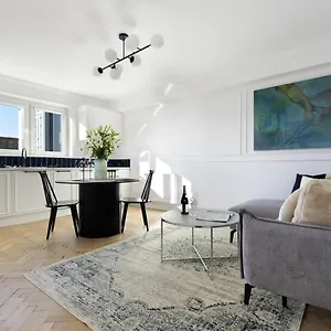 Elite Harmony Old Town Apartment *