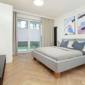 Apartment Modern & Bright With Garden By Rent Like Gdansk