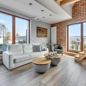 Elegant And Comfortable In Dom & House *