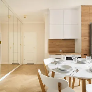 Wood Trojmiejskie Apartment *