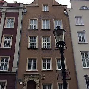 Apartment Fahrenheit House