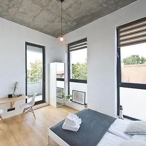 Cosy Space Apartment