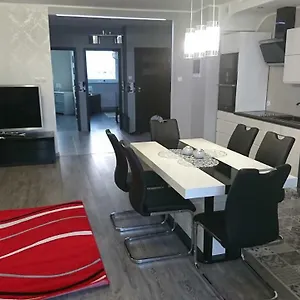 Trzy Zagle Apartment *