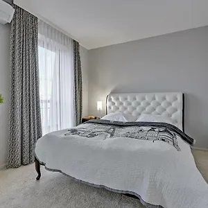 Apartment Szafarnia